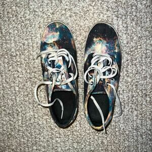 Vans Off the Wall galaxy classic sneakers size 6